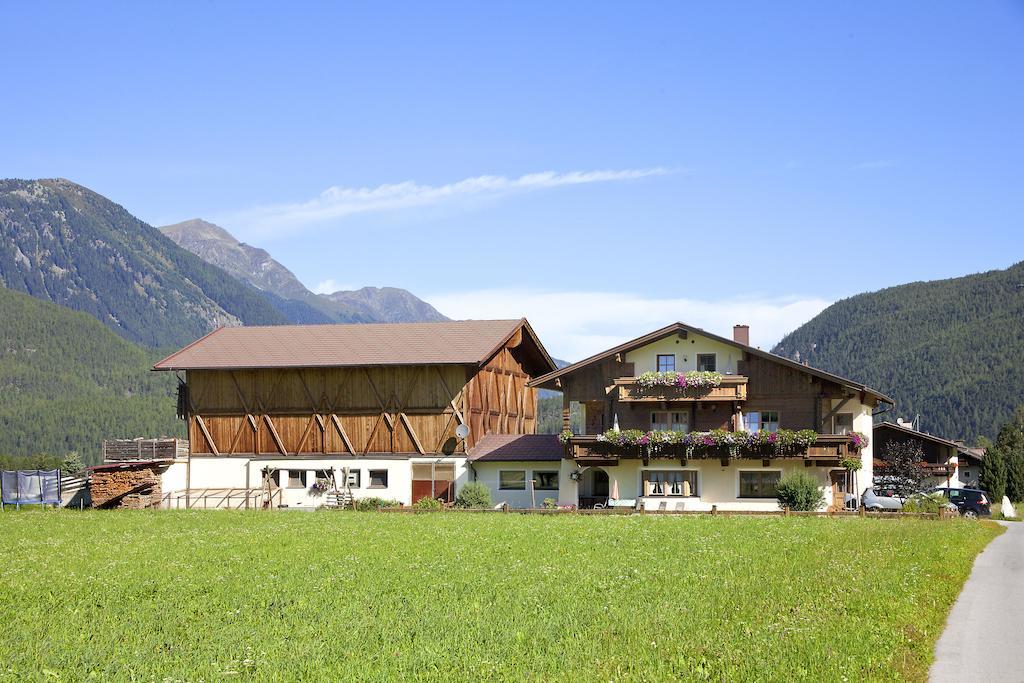 Villa Ferienbauernhof Wendlshof Längenfeld Exterior foto